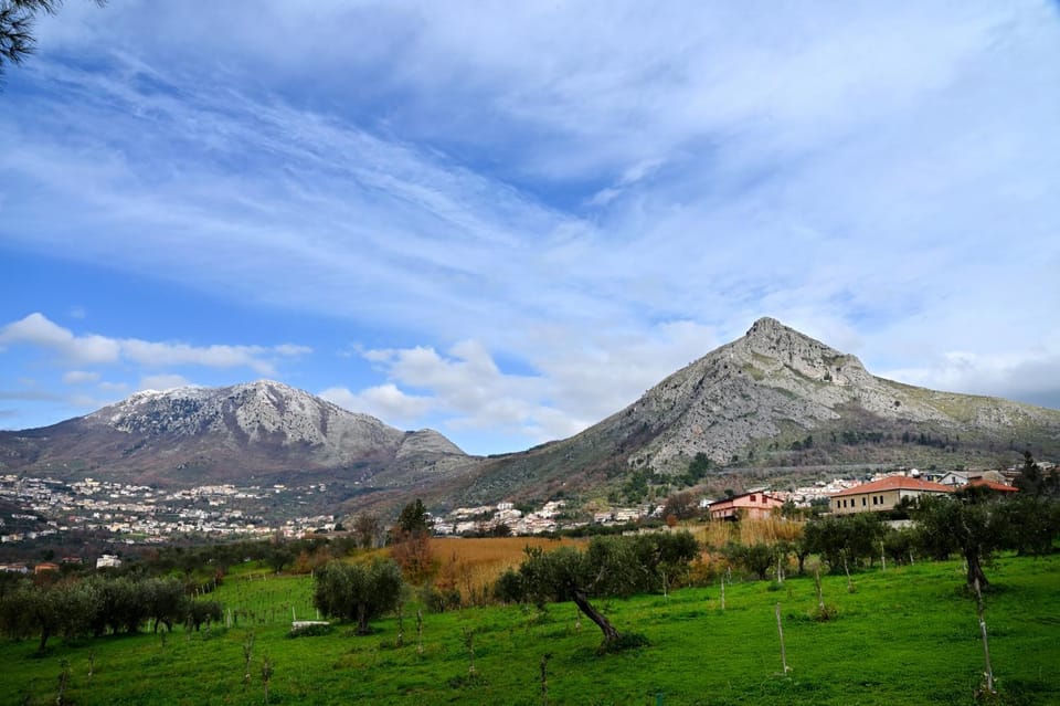 Nearby landmark, Spring, Day, Natural landscape, Mountain view