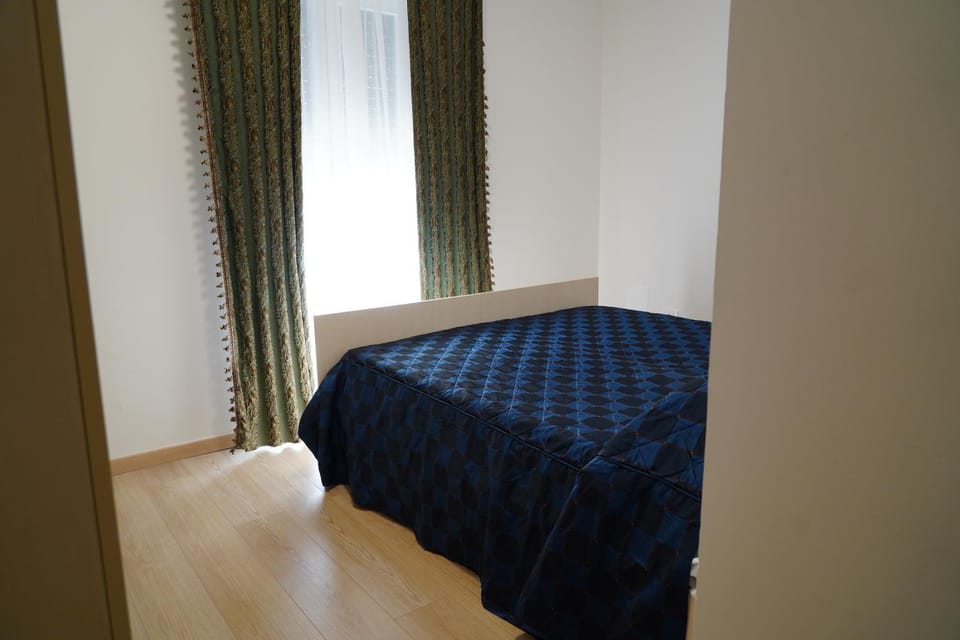 Bed, Other