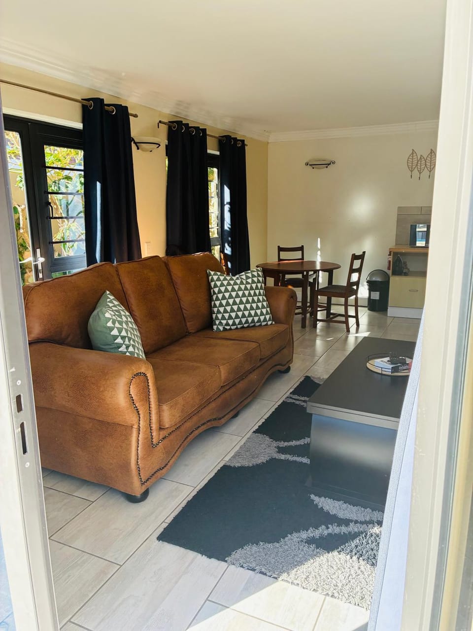 The Folkestone Guest House Bed and Breakfast in Port Elizabeth