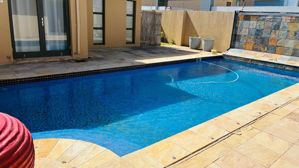 The Folkestone Guest House Bed and Breakfast in Port Elizabeth