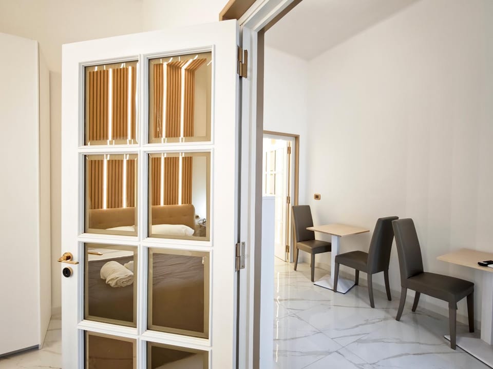 Nicolai Lounge Loft Apartment in Bari