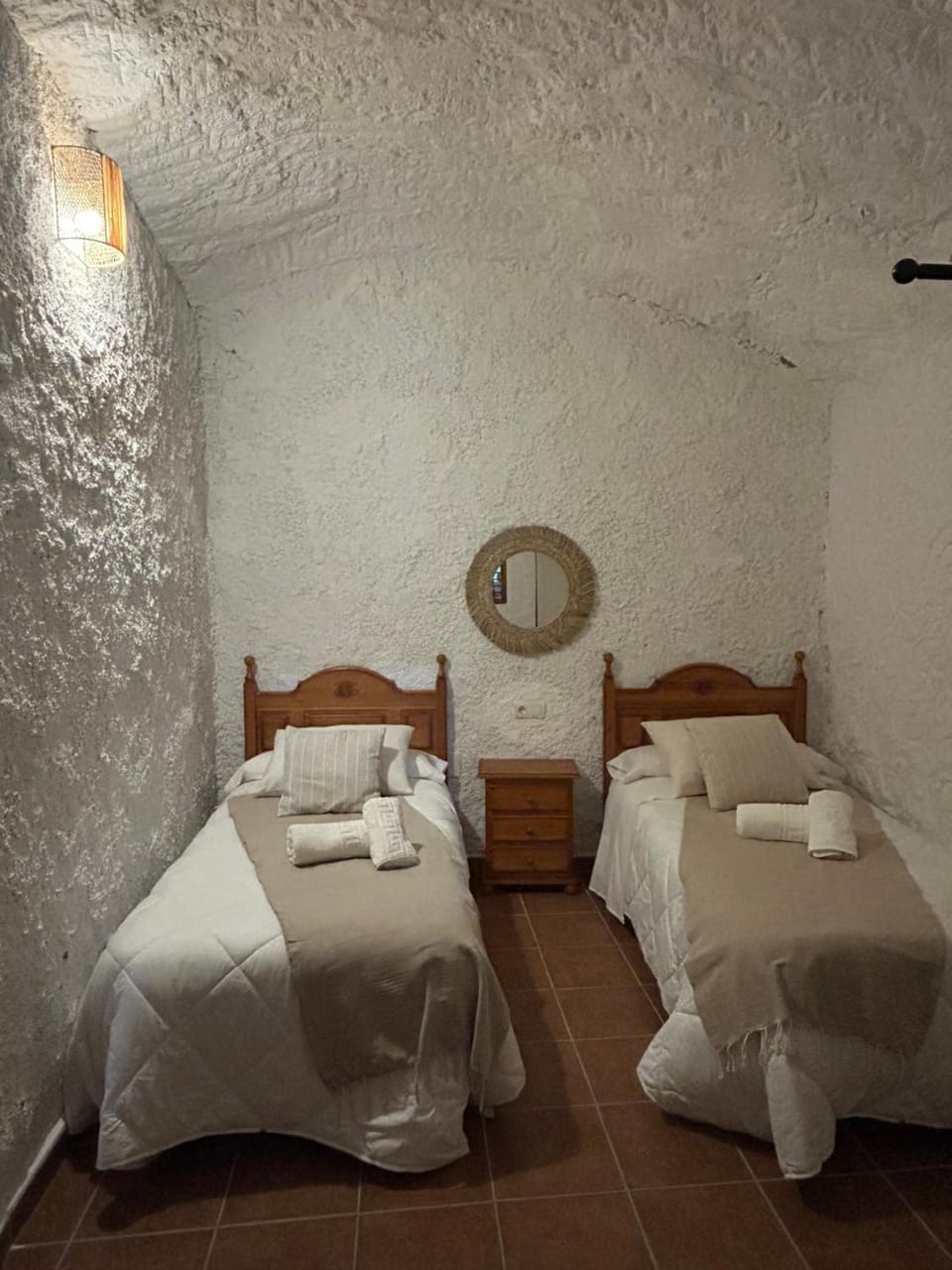 Bike Cueva - Los Coloraos House in Andalusia