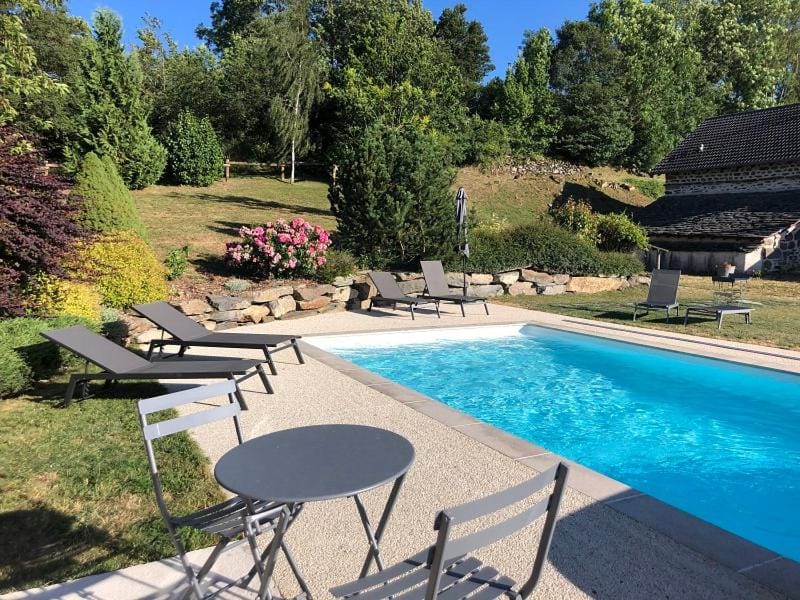 LA BERGERIE Les Pierres du Chomeil House in Auvergne-Rhône-Alpes