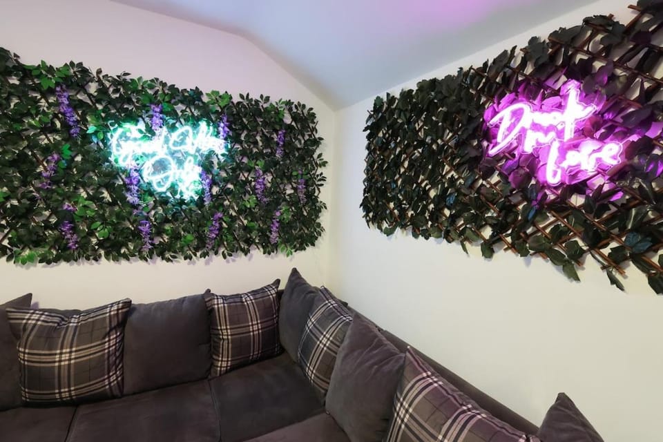 CentralHub5 1BD Studio- Contractor & Travelers Apartment in Cardiff