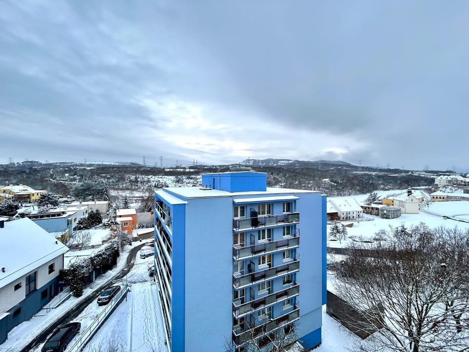 City view, River view, Street view