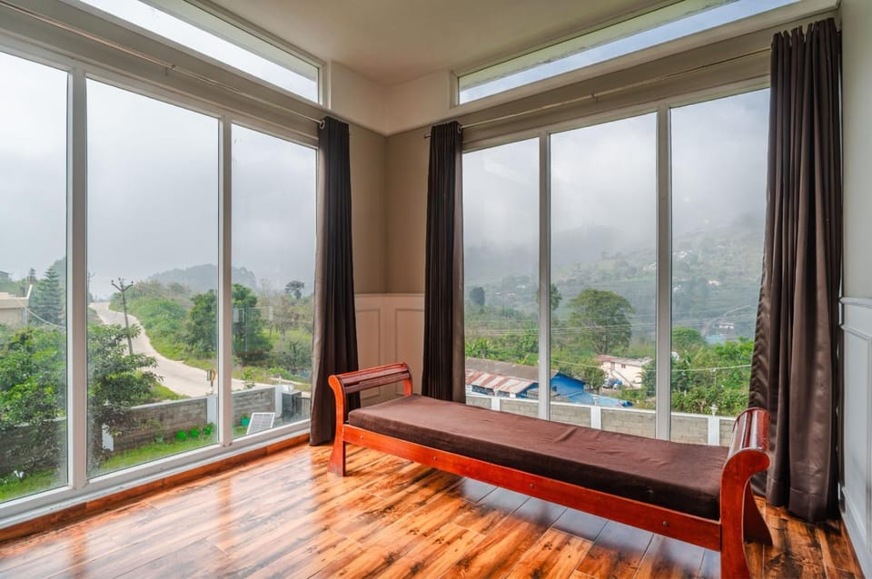 Natural landscape, View (from property/room), Photo of the whole room, Bedroom, Mountain view