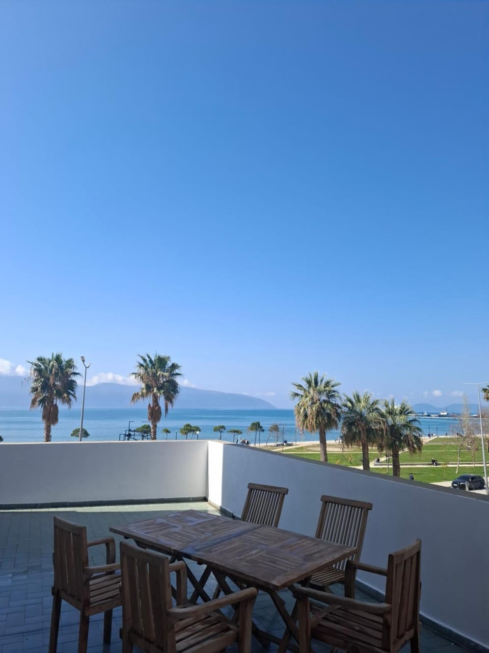 Sunset Seaview Apartments Vlora Apartment in Vlorë