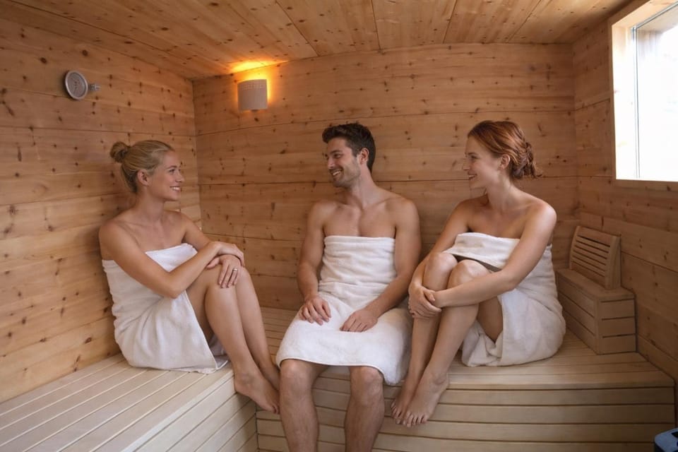 INFINITY SKY LODGE by belle-stay HEATED POOL, SAUNA and LIFT House in Tyrol