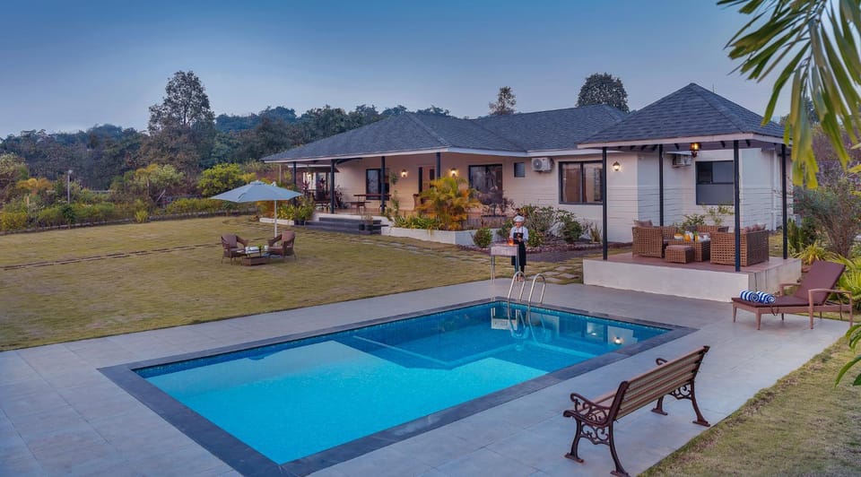 Property building, BBQ facilities, Swimming pool