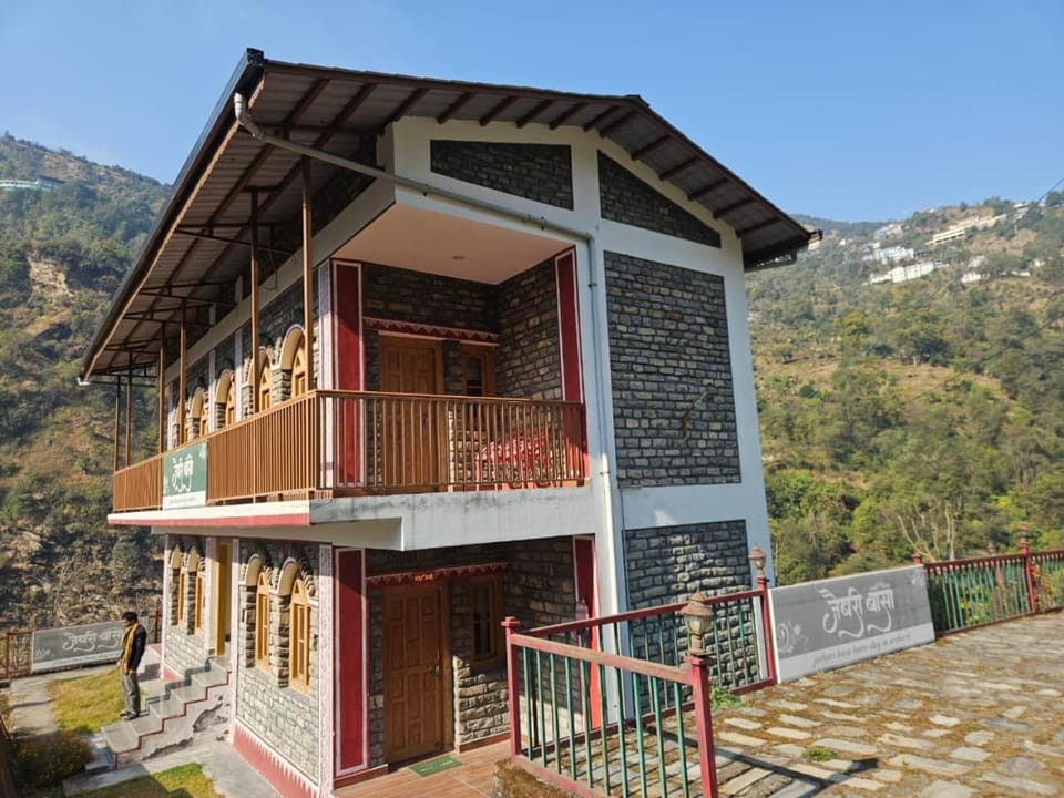Jaibari Basa Vacation rental in Uttarakhand