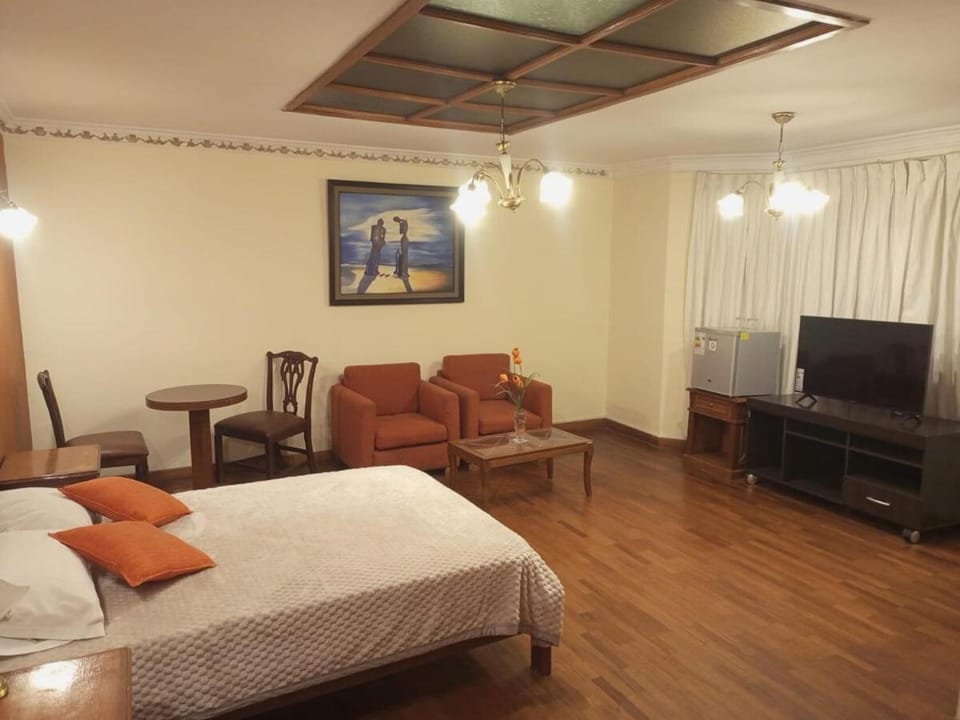 Style and Comfort in the Best Area of La Paz H-13 Apartment in La Paz