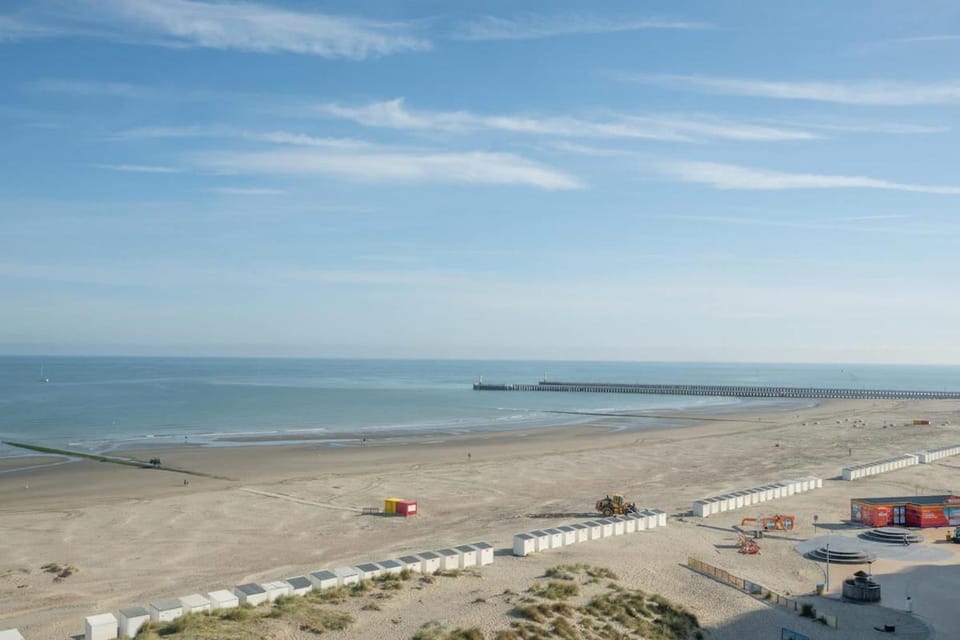 Stunning Seaview Apartment with Parking Apartment in Koksijde
