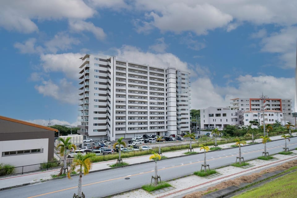 Mondomio Okinawa Resort Rycom Hills 13F Apartment in Okinawa Prefecture