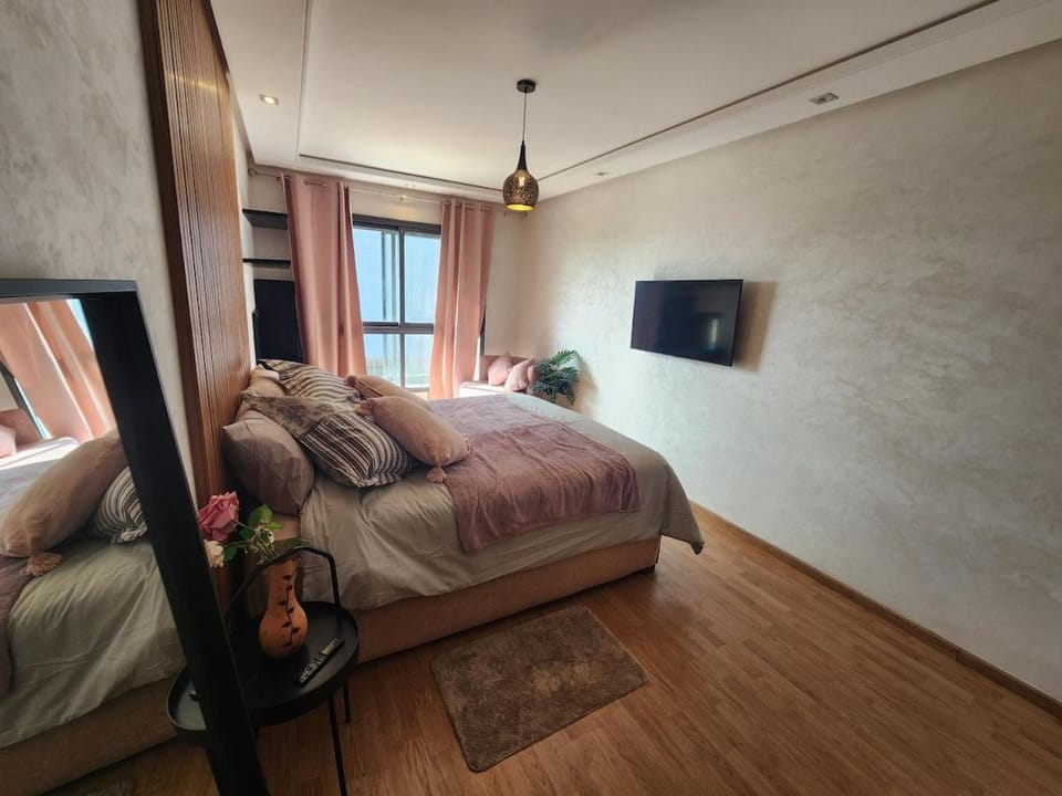 Modern Studio Panoramic View with Wi-Fi et Parking Apartment in Casablanca