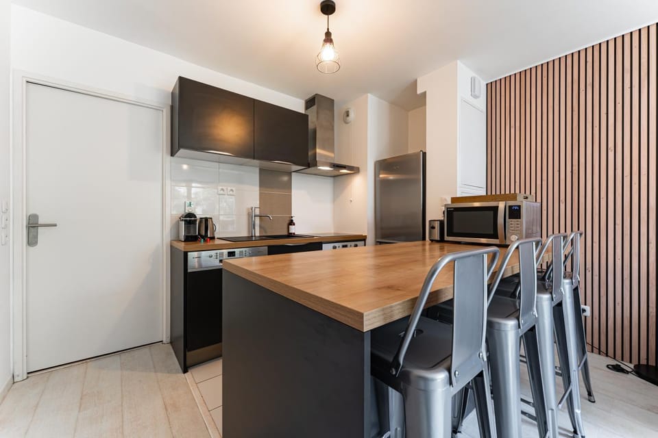 Appart avec Parking & Climatisation à la Cité du Vin Apartment in Bordeaux