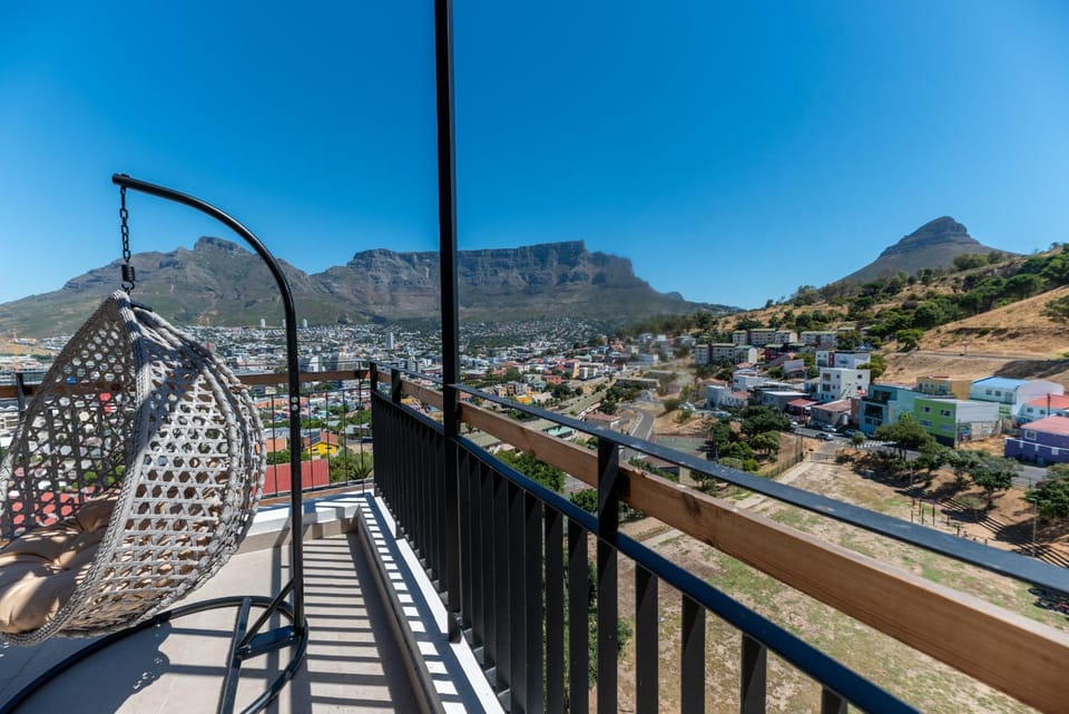 City view, Mountain view