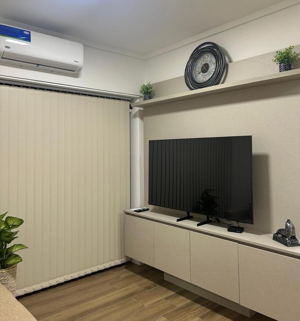 Departamento Moderno de 2 ambientes con cochera para 2-4 pax en frente de Playa Alicante Apartment in Mar del Plata