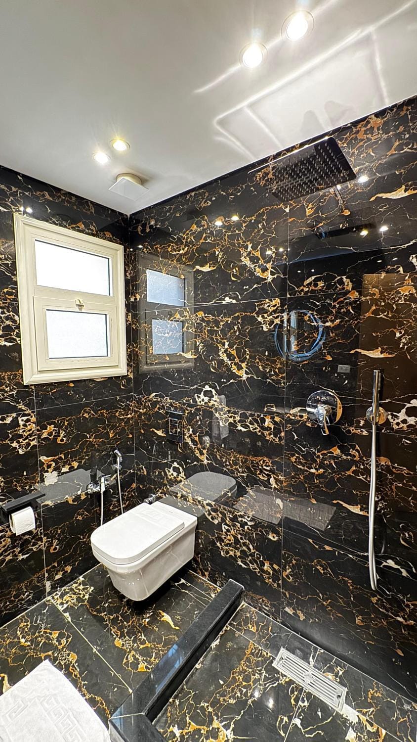 شقه بالمهندسين محي الدين الرئيسي Apartment in Egypt