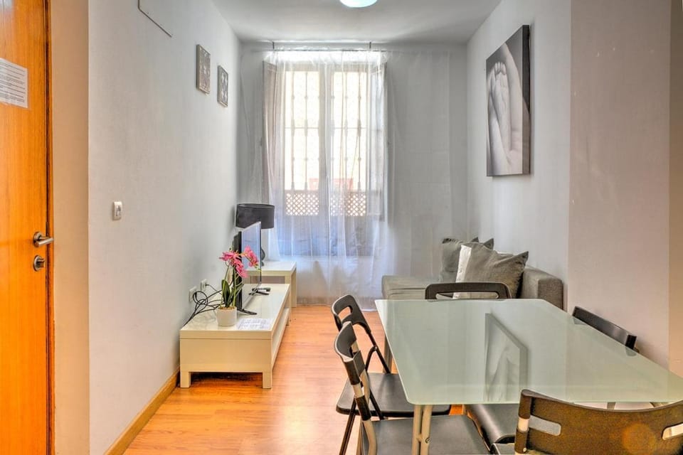 Azafran Apartment Apartment in Seville