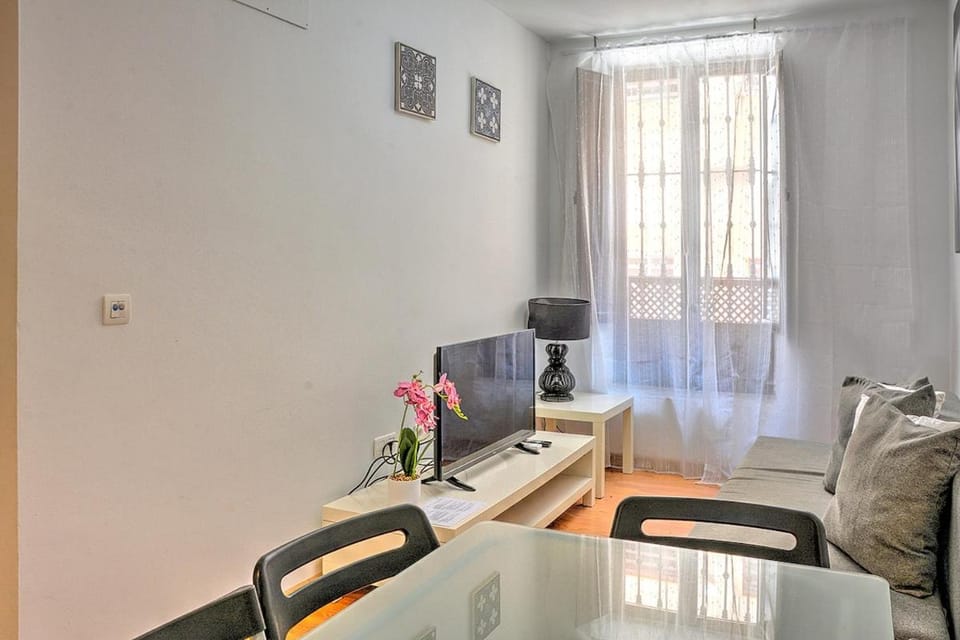 Azafran Apartment Apartment in Seville