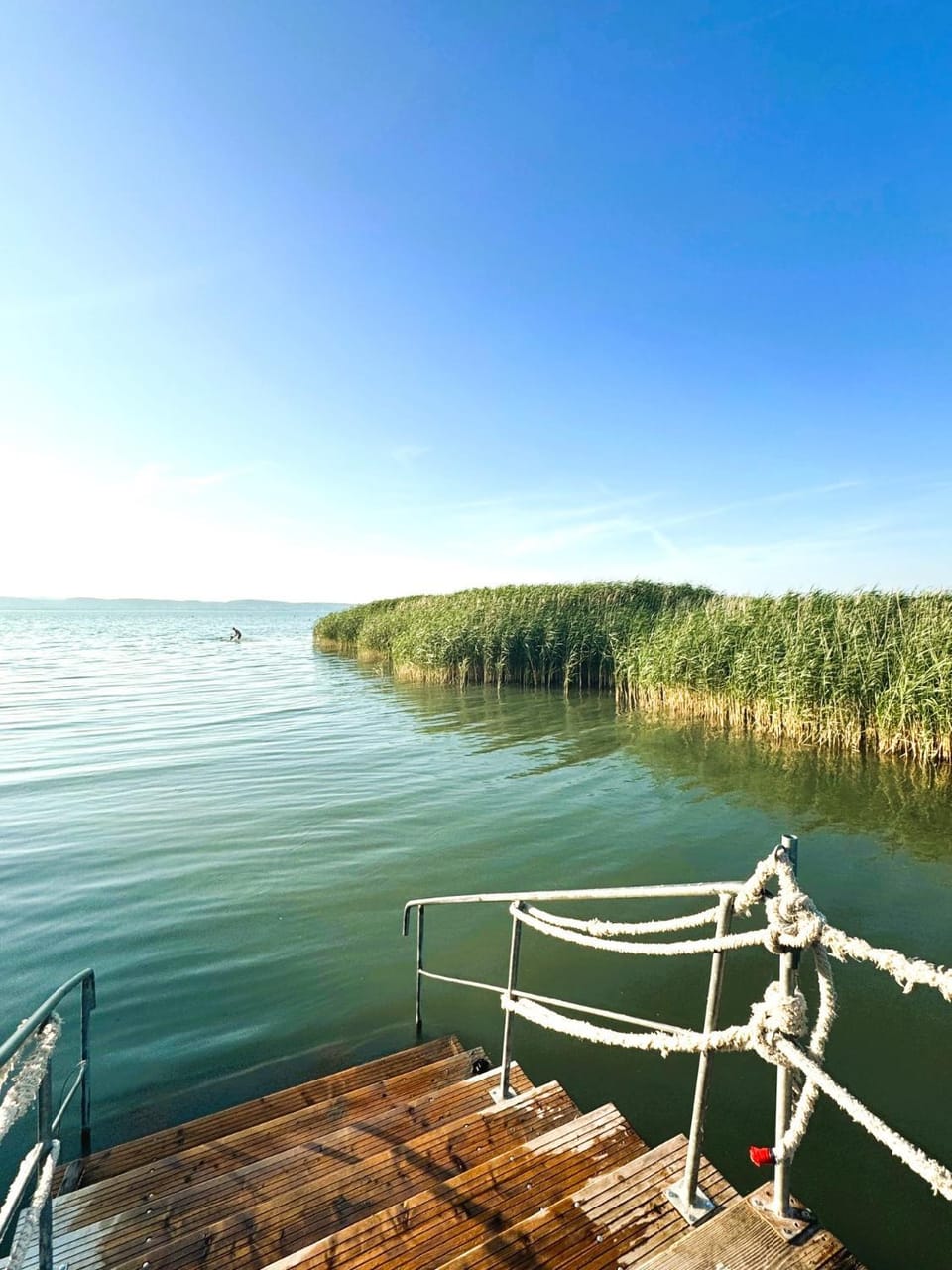 Nearby landmark, Natural landscape, Lake view