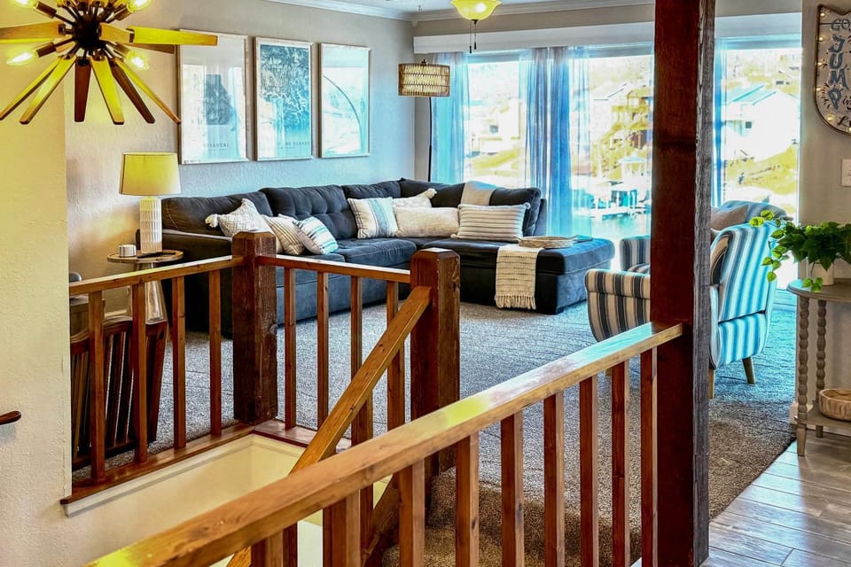 Community Perks! Lakefront Unit in Osage Beach House in Osage Beach