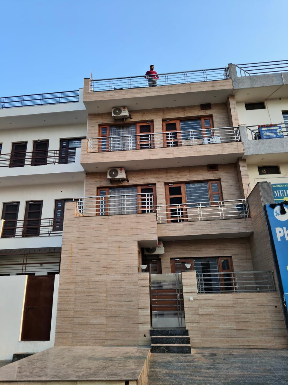 Property building, Balcony/Terrace