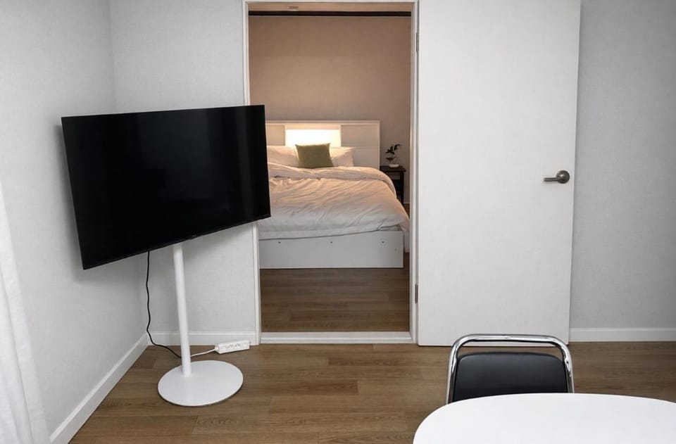 Namsan Shade Myeongdong, 명동 서울 Apartment in Seoul