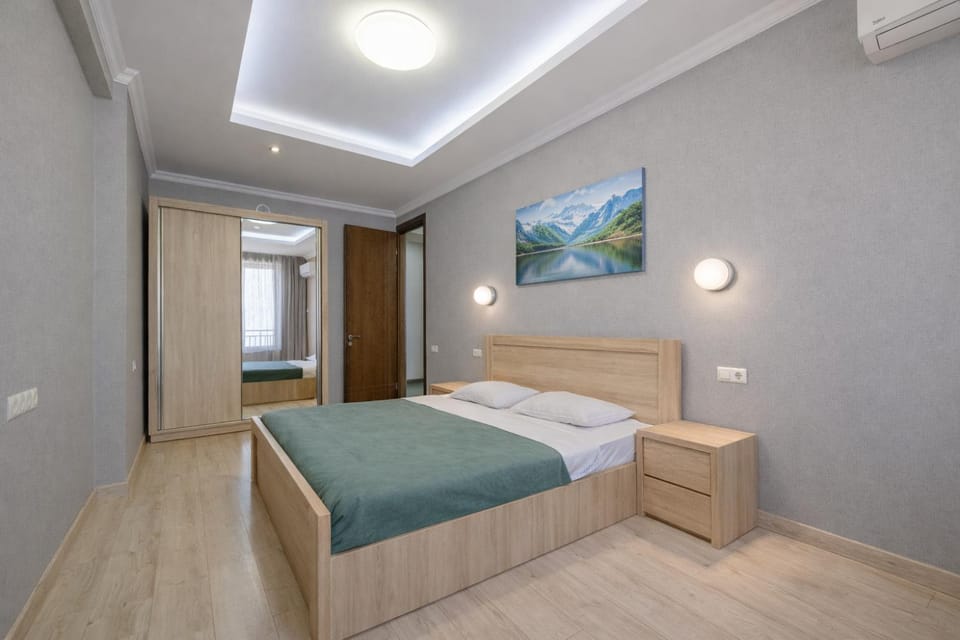 Bed, Photo of the whole room, Bedroom, air conditioner