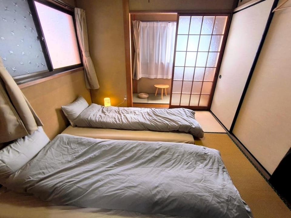 Chikumei Station, 2-story private house, maximum 12 guests Apartment in Nagoya