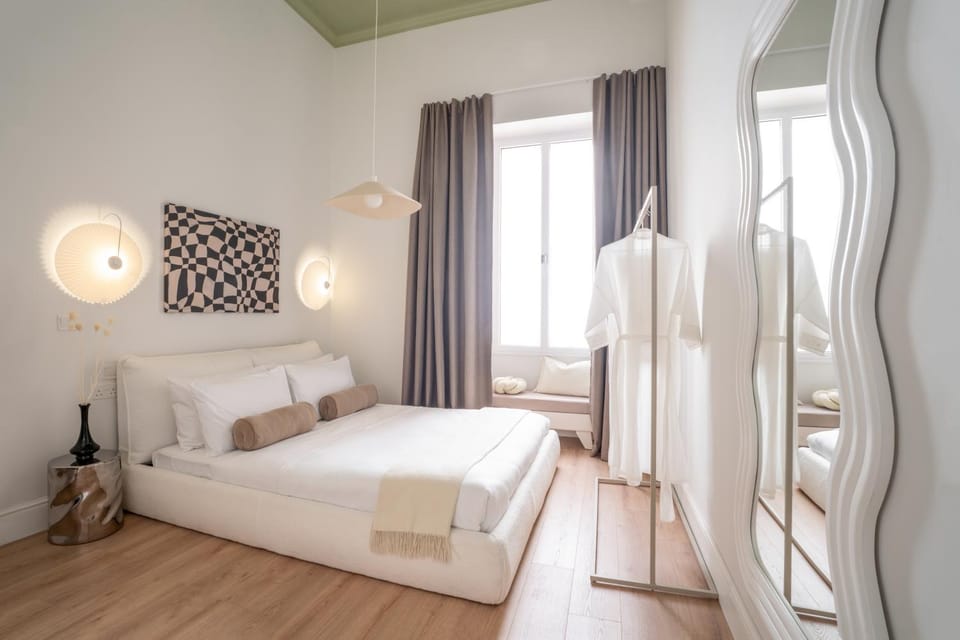 Luxury traditional 3 bedroom apartment with balcony and sea view LDEM1-6 Apartment in Valletta