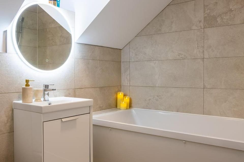 GuestReady Cozy Dublin Hideaway House in Dublin