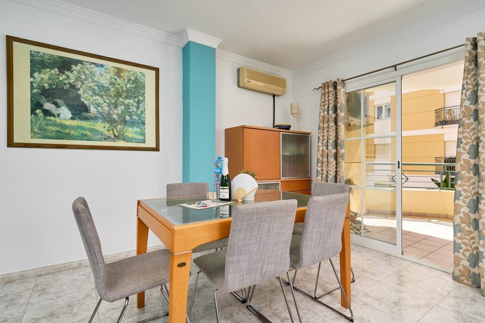 Club Oasis Flat Apartment in Río de Torrox