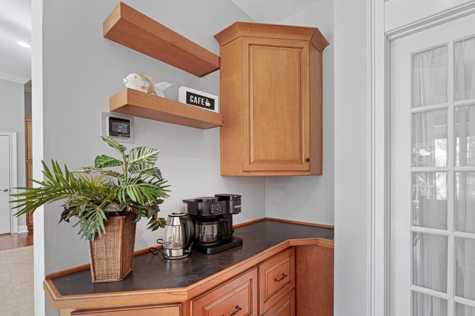 Coffee/tea facilities