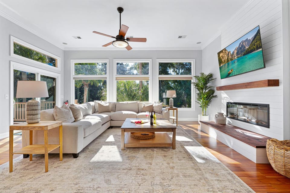TV and multimedia, Living room, Seating area