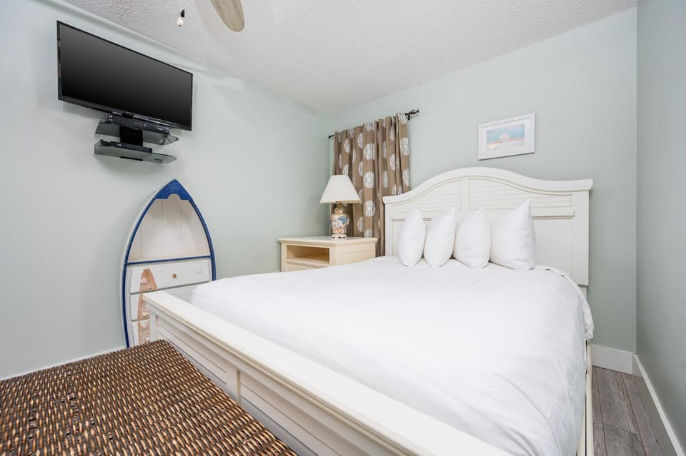 Island Winds West 170 Apartment in West Beach