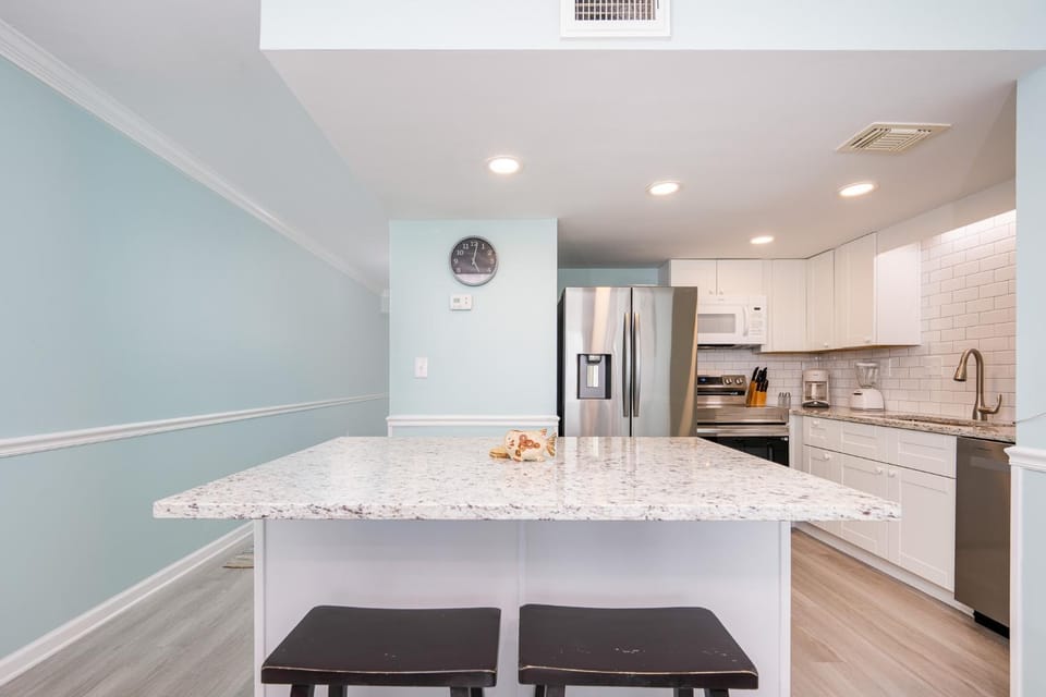 Island Winds West 274 Apartment in West Beach