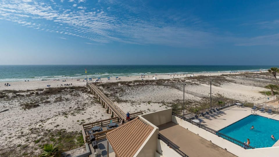 Island Winds West 374 Apartment in West Beach