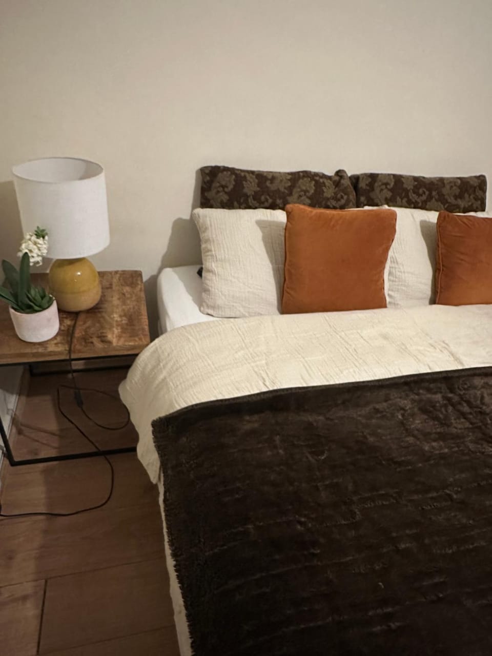 Shekeba Apartment in Reading