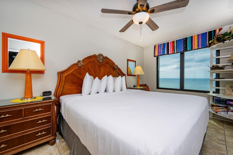 Island Winds West 574 Apartment in West Beach