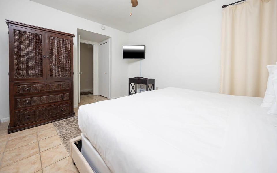 Island Winds West 671 Apartment in West Beach
