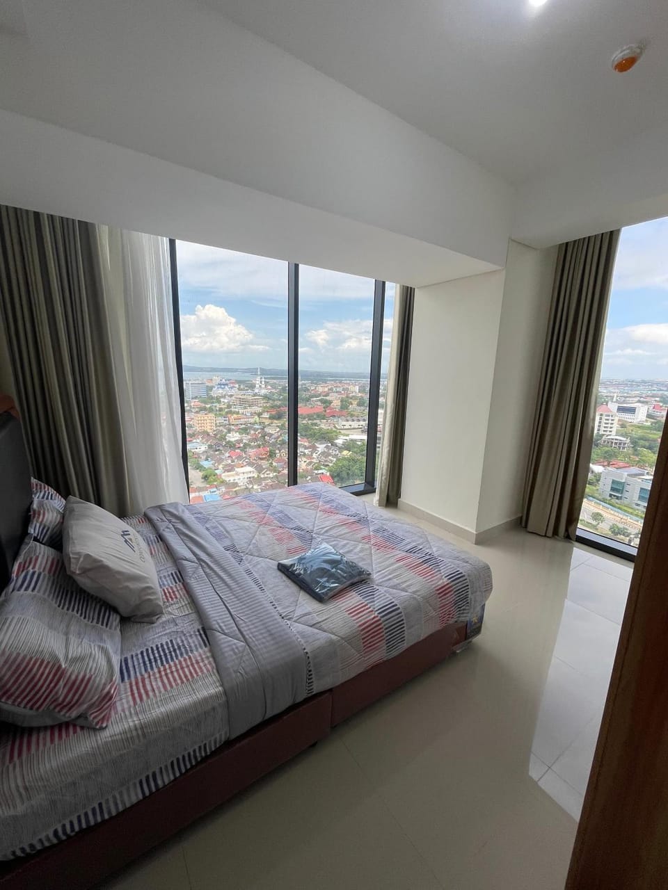 COMFORTSTAY - Pollux Mall Batam Center 2BR #22-15 Sea View Apartment in Riau Islands, Indonesia
