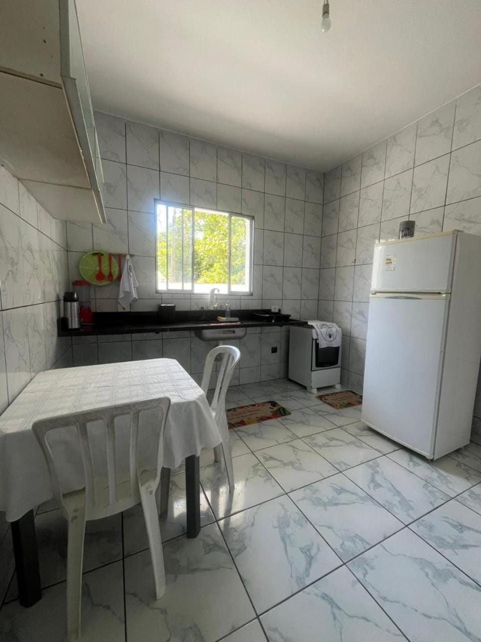 Casa grande com churrasqueira e quintal pet friendly Lagoinha até 12 pessoas House in State of São Paulo