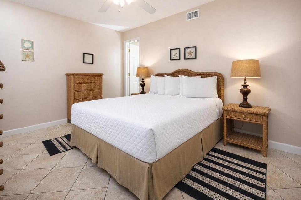 Island Winds West 674 Apartment in West Beach