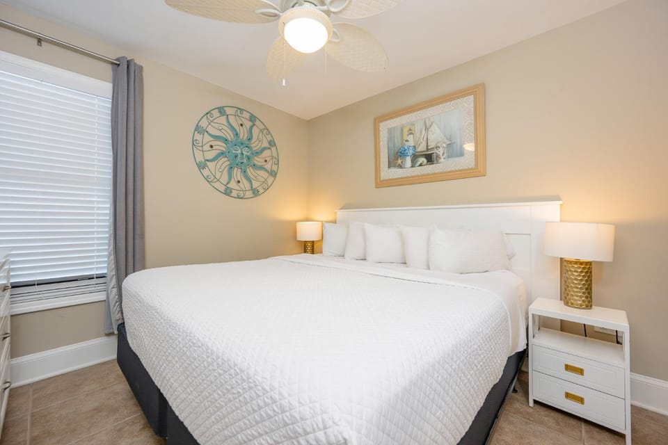 Island Winds West 677 Apartment in West Beach
