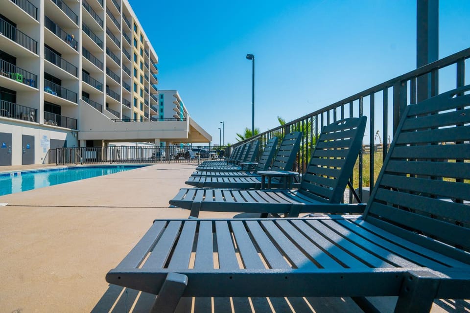 Island Winds West 874 Apartment in West Beach