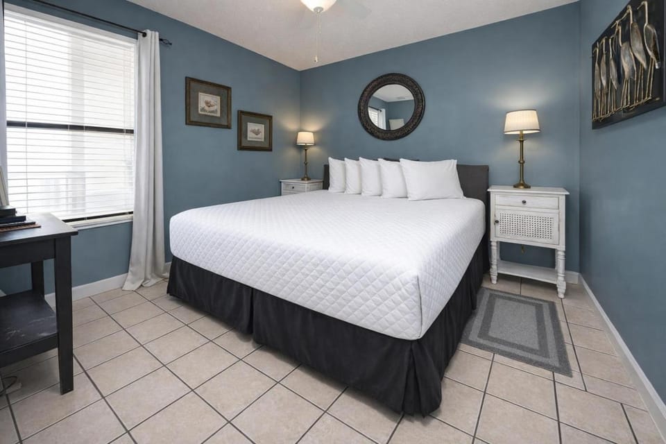 Island Winds West 877 Apartment in West Beach
