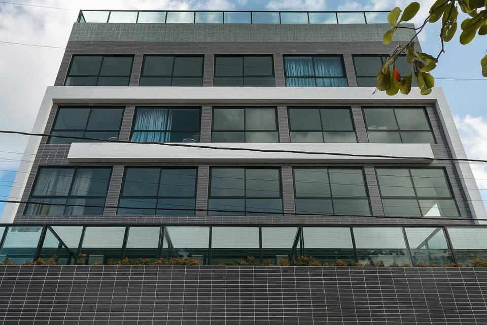 Estiloso flat com rooftop by Haus Apartment in Ipojuca