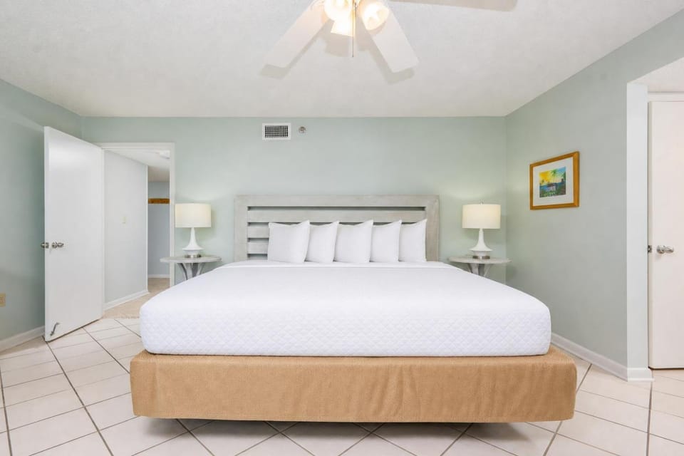 Phoenix East 1001 Apartment in Orange Beach