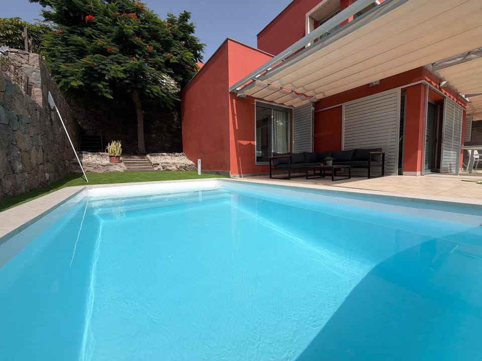Villa Sunset Oasis Villa in Comarca Sur